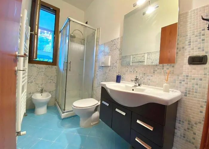 Appartamento Conte Rosso House Con Terrazza In Coorte Tranquilla A Due Passi Da Stazione E Metropolitana Lambrate